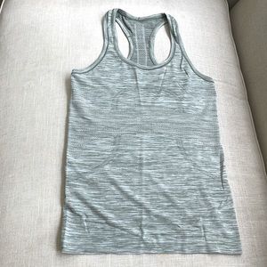 Lululemon Swiftly Tech Tank